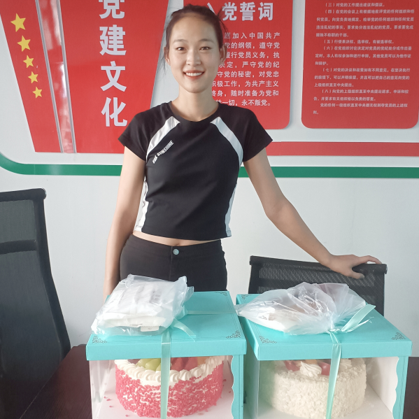 Sharing Joy: Pengbang’s September Birthday Cake Event